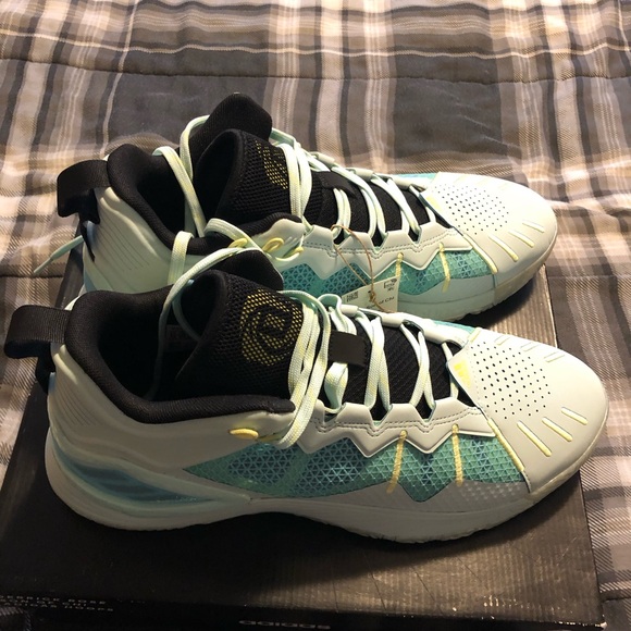 Adidas Rose son of chi - Picture 2 of 8